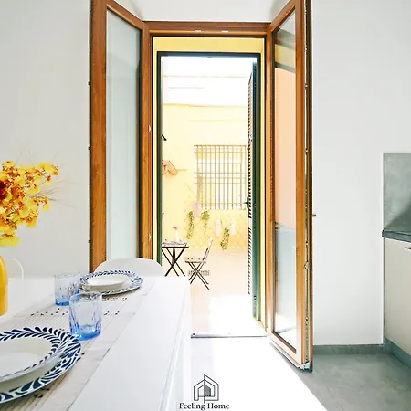 Martha's Apartament *